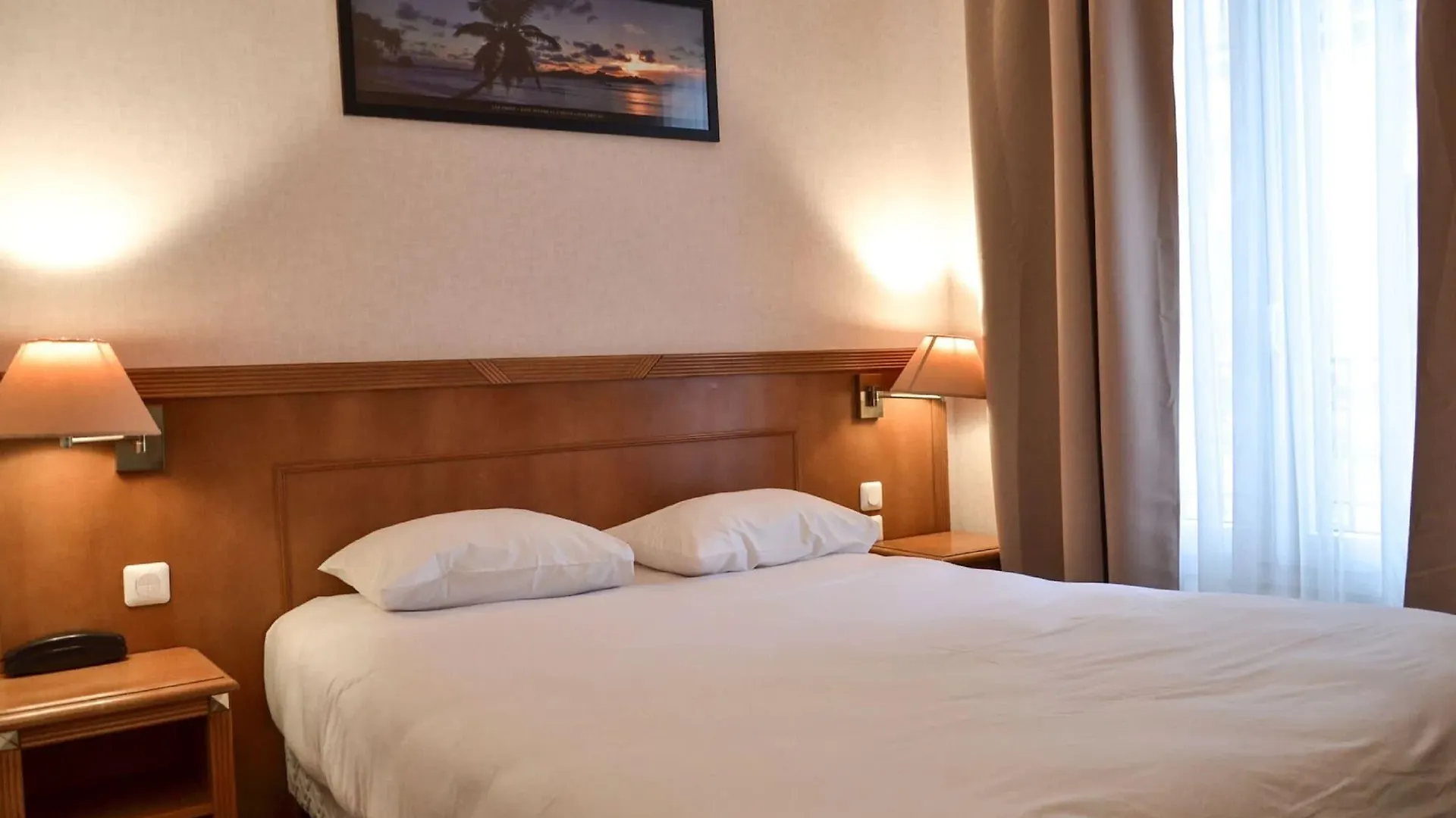 De La Perdrix Rouge Hotel