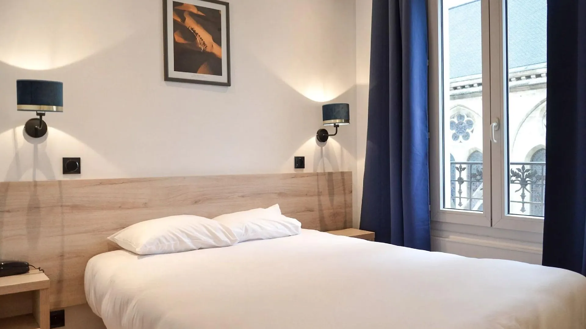 De La Perdrix Rouge Hotel